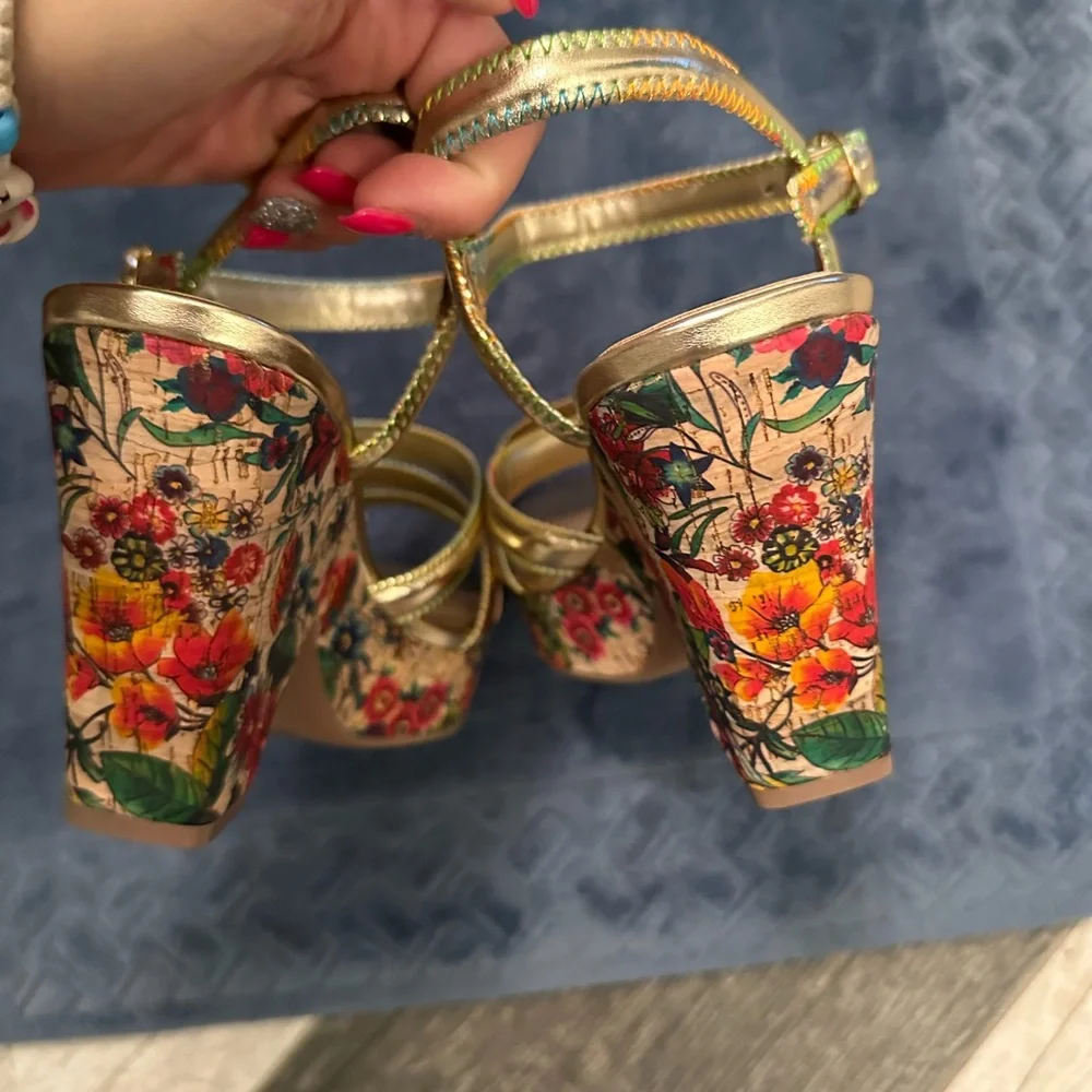 Impo Multicolor Floral Platform Sandals - Picture 7 of 12